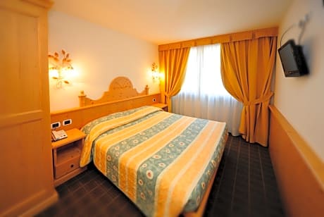 Double Room with Skipass