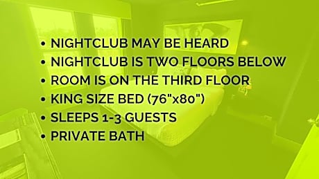 Deluxe King Room