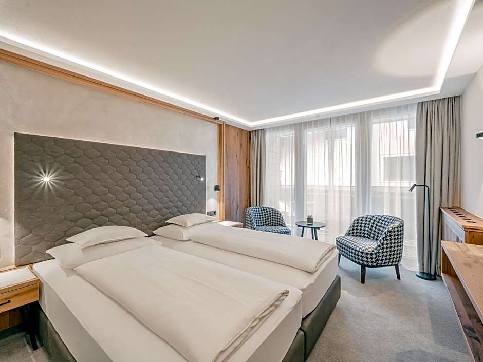 Gourmet & Wine Hotel Austria - 4 Sterne superior - Ski In Ski Out