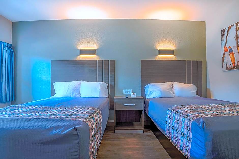 Sunrise Inn by OYO Titusville FL