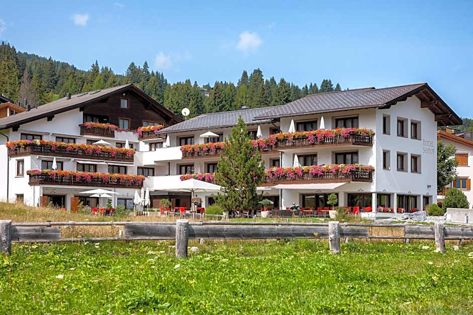 Hotel Seehof direkt am Heidsee