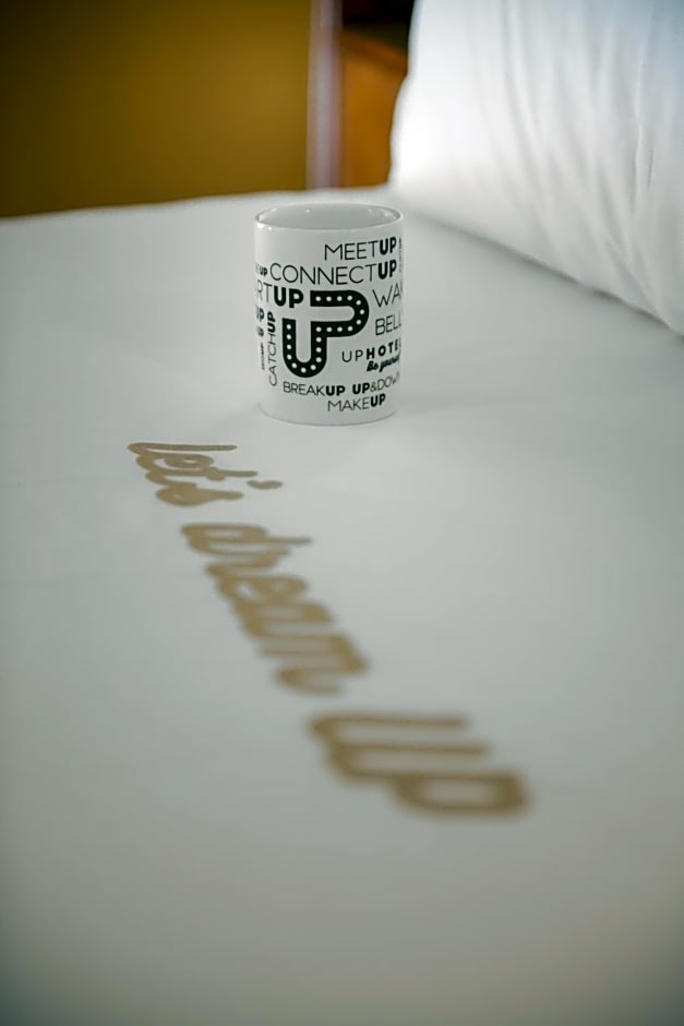 Up Hotel