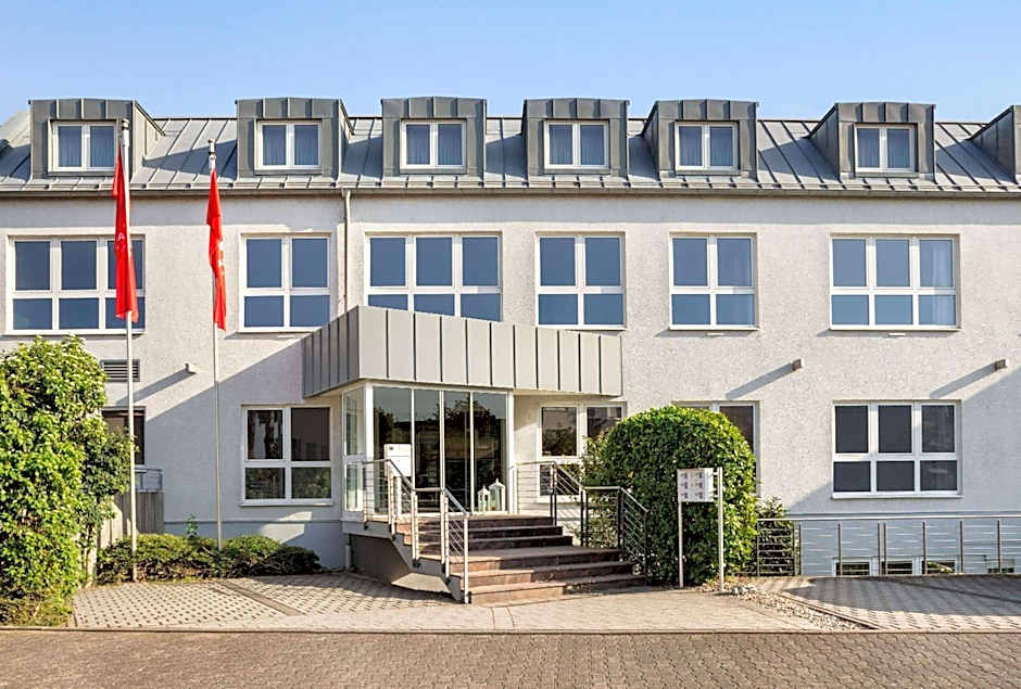 Amedia Frankfurt Russelsheim Trademark Collection by Wyndham