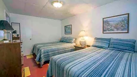 Suite with Lake View