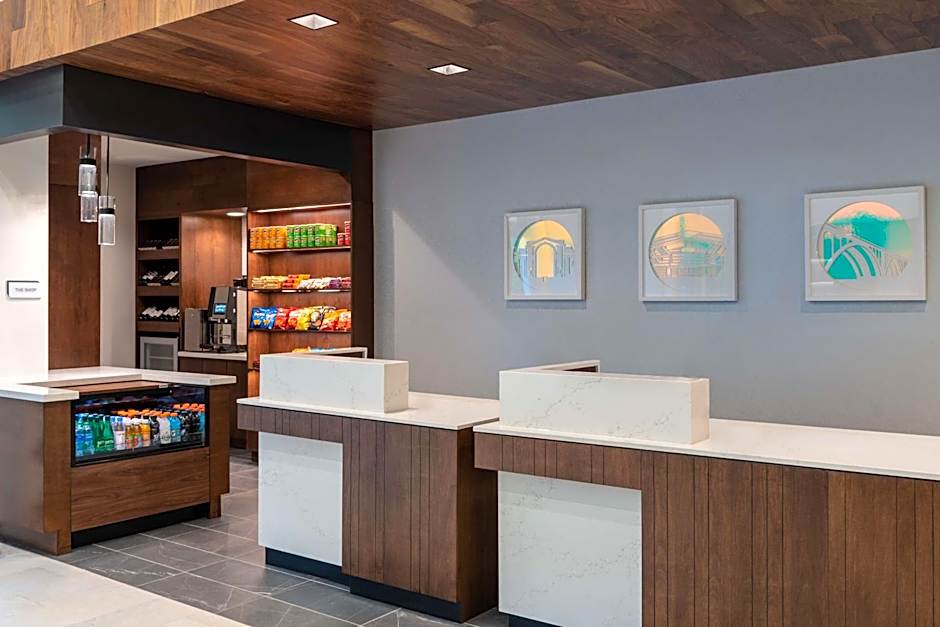Hilton Garden Inn Arlington Courthouse Plaza