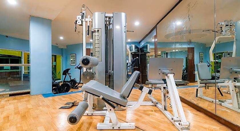 Crown Regency Residences Davao Hotel