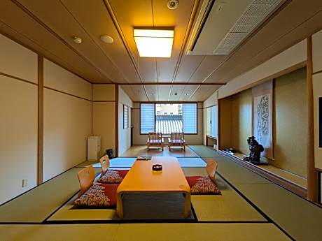 Japanese-Style Room