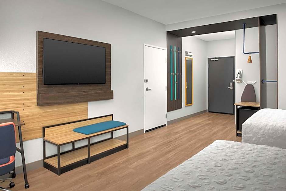 Tru by Hilton North Richland Hills DFW West