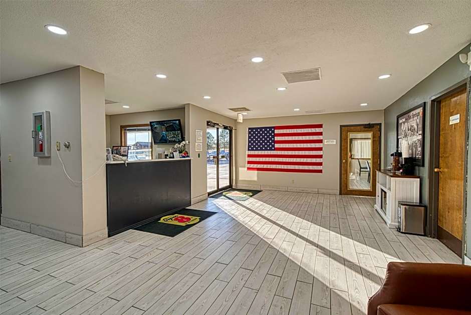 Super 8 by Wyndham Hot Springs