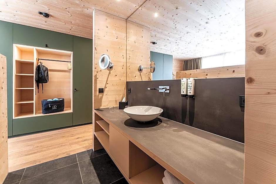 Torghele's Wald & Fluh