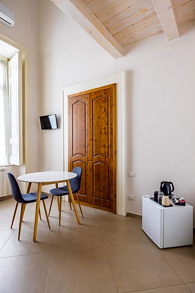 Piano Nobile by Napoliapartments