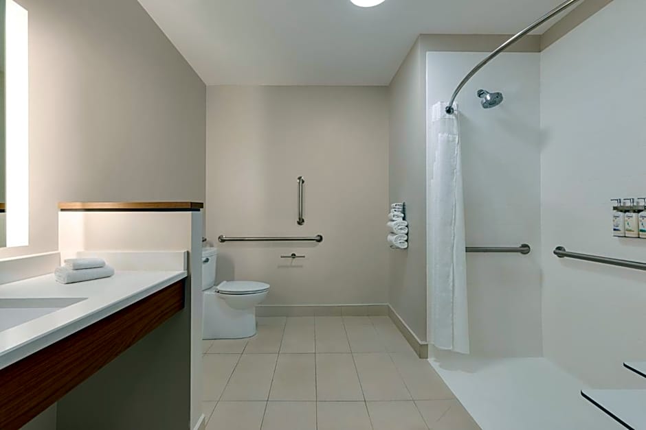 Holiday Inn Express And Suites Dalton - Walnut Ave By IHG