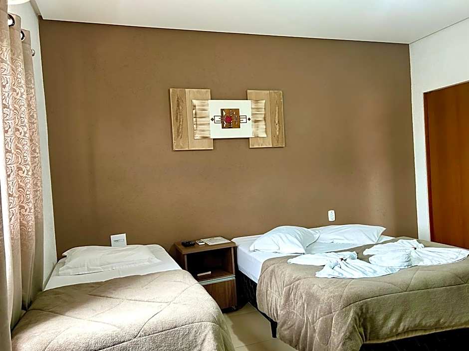 Pousada Rainha Dos Lagos