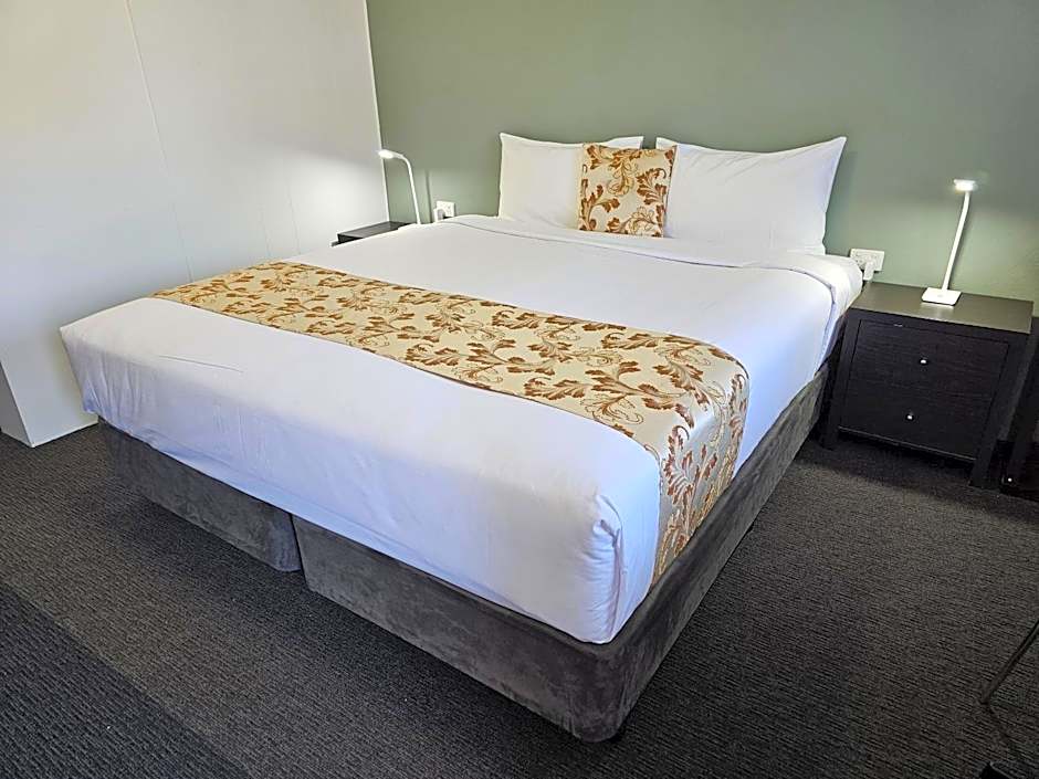 Country Lodge Motor Inn