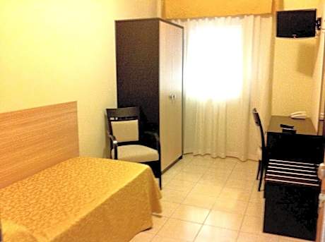 Single Room with Garden View