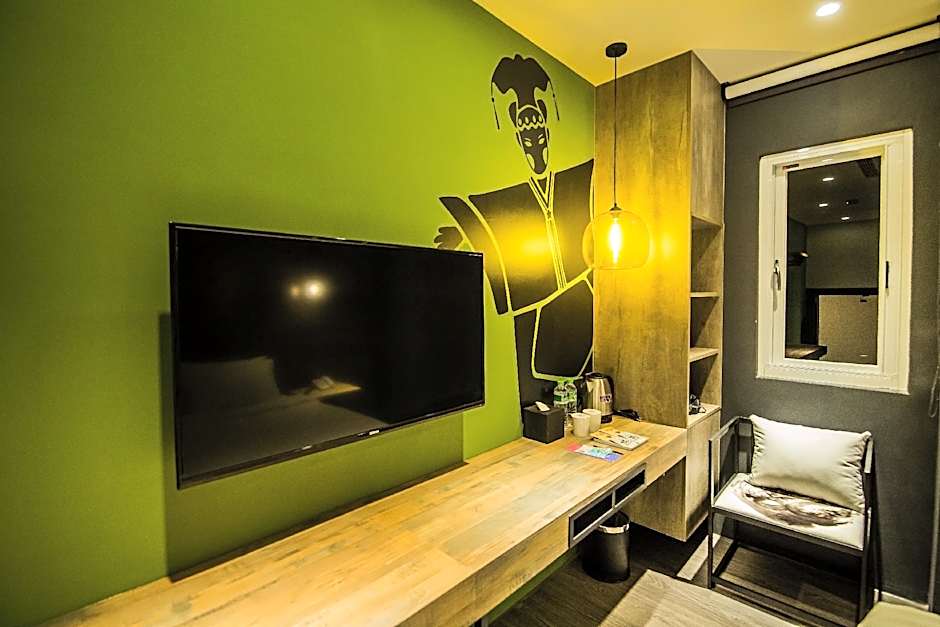 Huwei Hotel