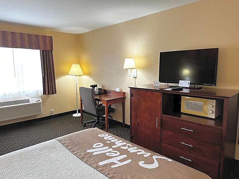 Days Inn by Wyndham Imlay City