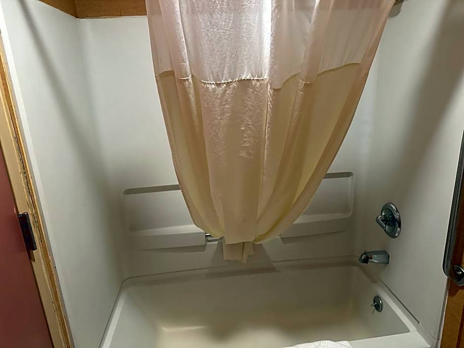 Quality Inn and Conference Center Greeley Downtown