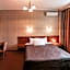 Готель Дніпро Dnipro Hotel