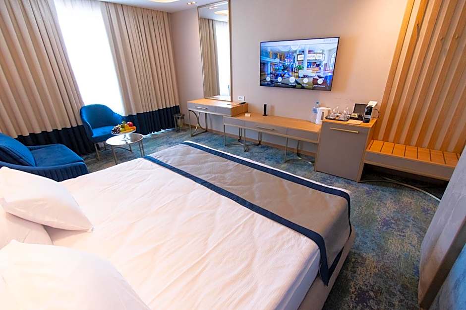 Admiral Hotel - Ultra All Inclusive & Private Beach