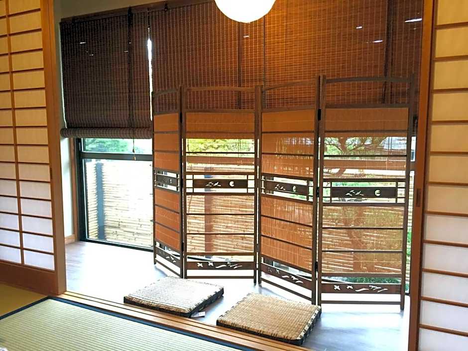 Kinkaku