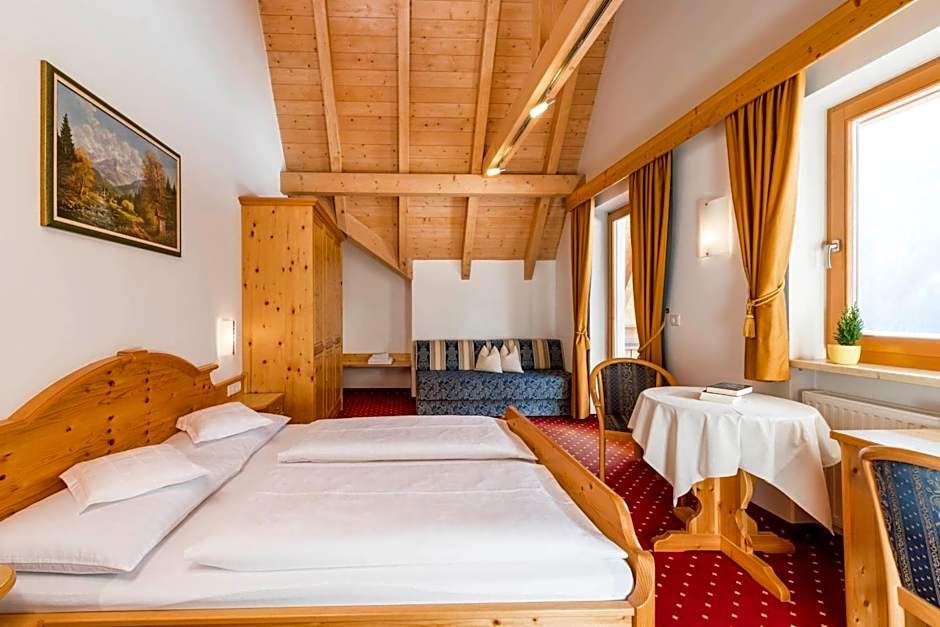 B&B Hotel Alpenrose Rooms & Apartments