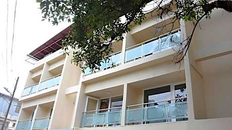 Hotel Sunny International