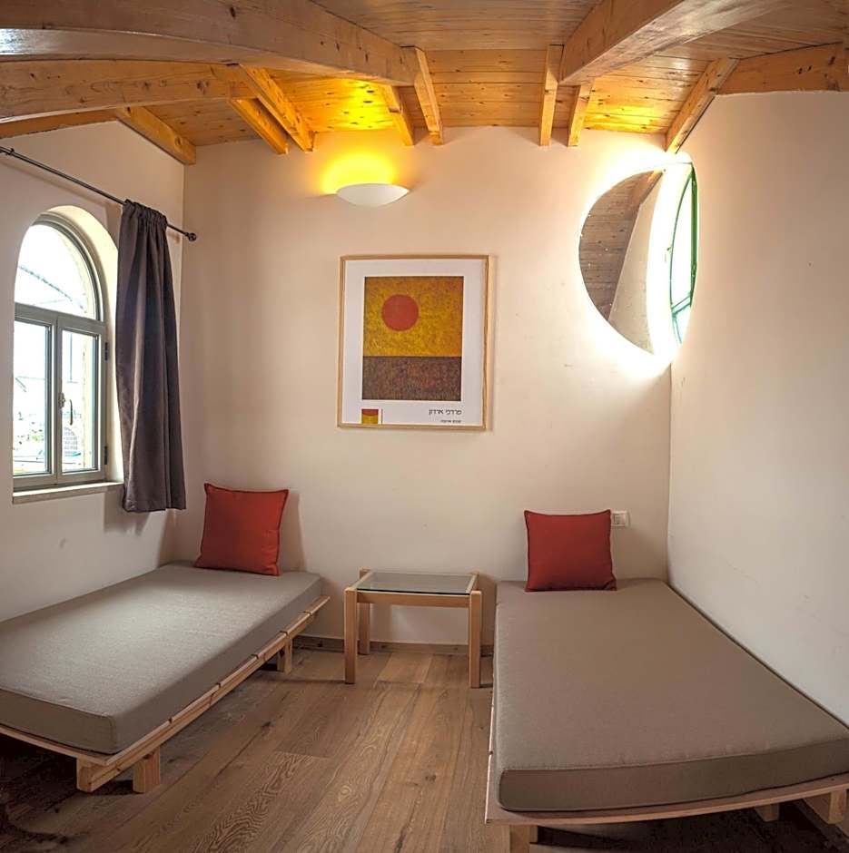 The Market Courtyard - Suites Hotel