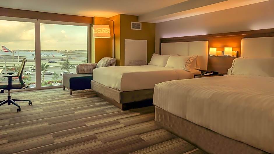 Holiday Inn Express & Suites Miami Airport By IHG