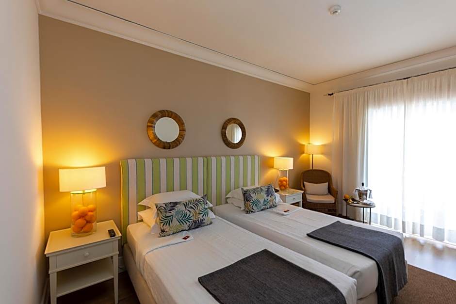 Photo 1 of 8 of Deluxe 1 Double Bed or 2 Beds, Sea View