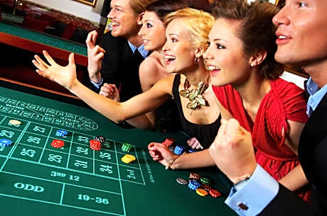 King Suite with Whirlpool - Casino package – Includes $50 casino credit