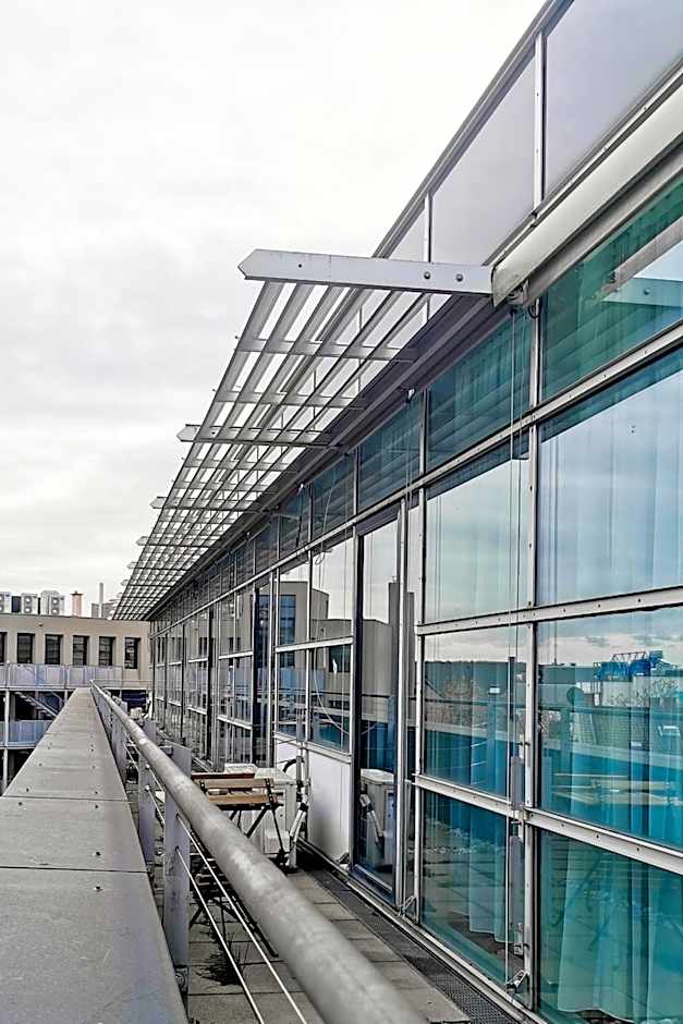 Plaza Hotel & Living Frankfurt