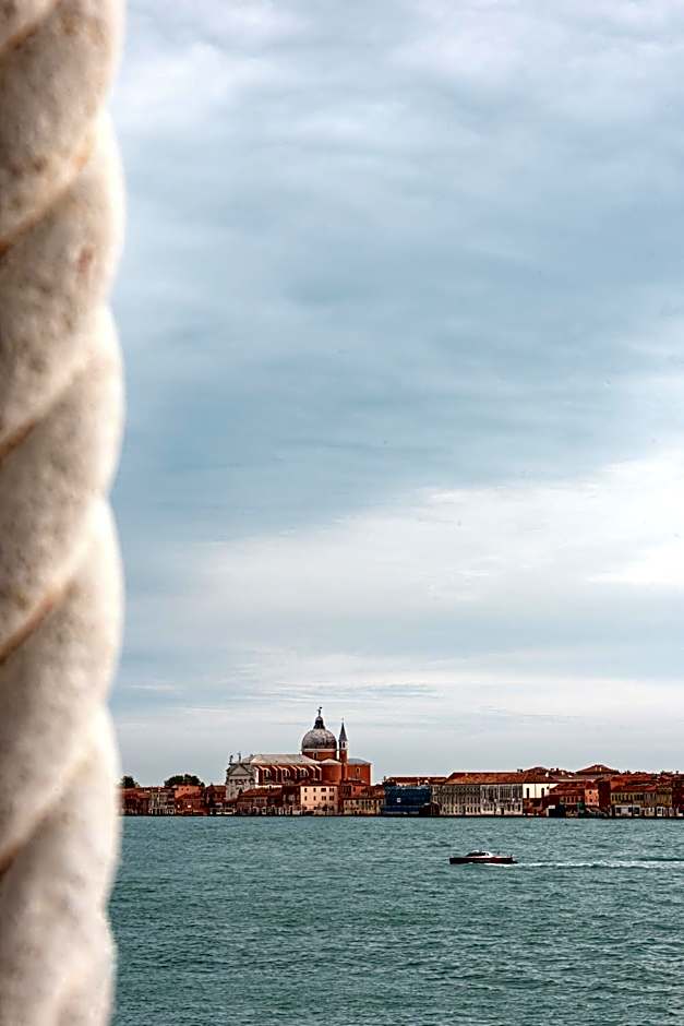 IL PALAZZO EXPERIMENTAL