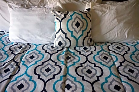 King Room - Non-Smoking