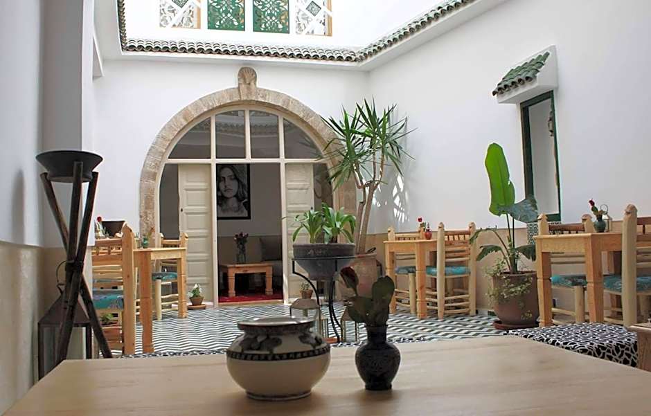 Jennat El Mossafir-Riad privé avec services maison entière