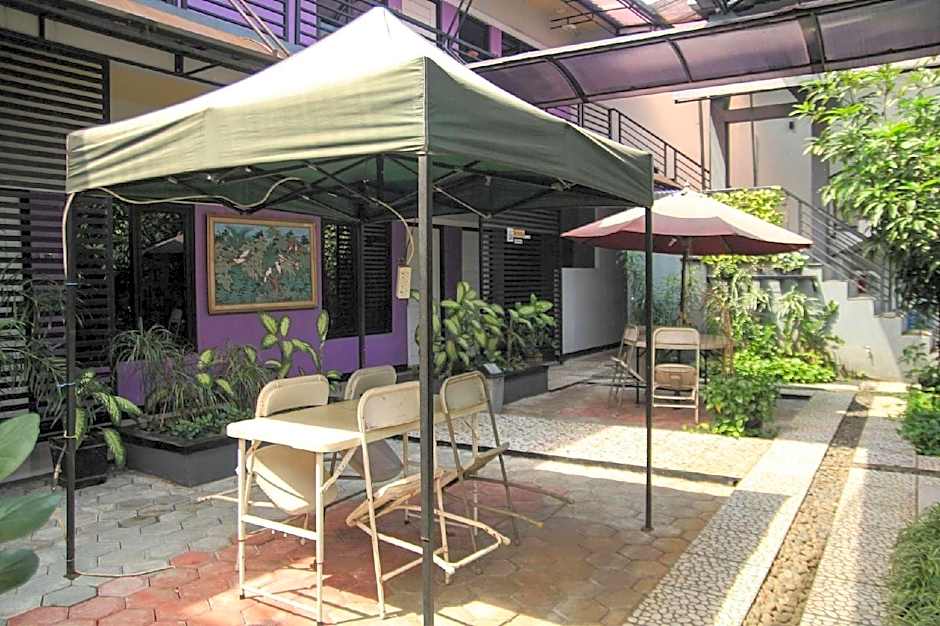 La Derra Hotel