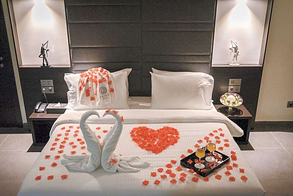 LOUIS V HOTEL LEBANON