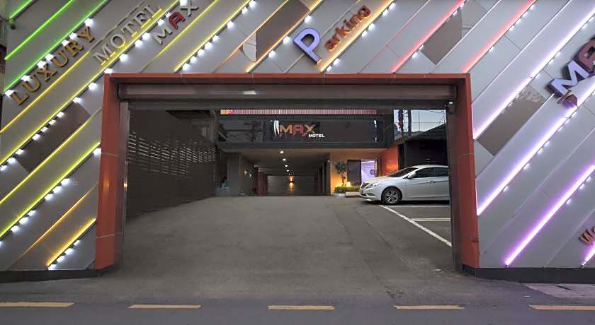 Sasang Max Motel
