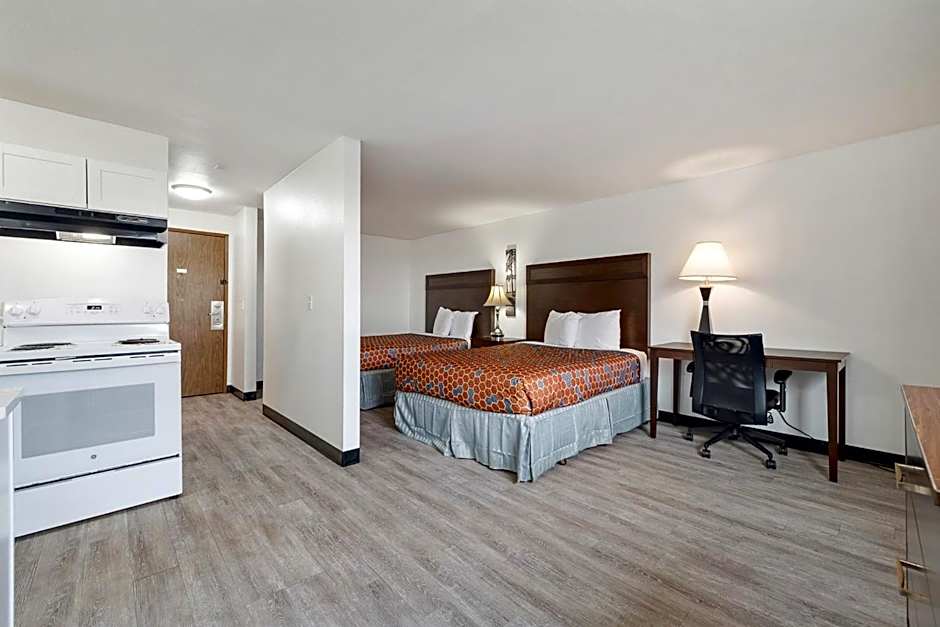 Kennewick Suites