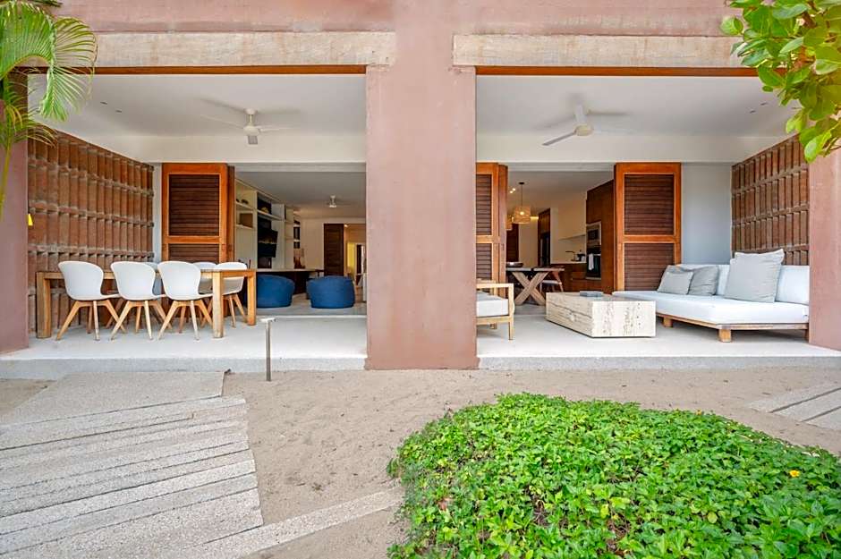 El Careyes Club & Residences