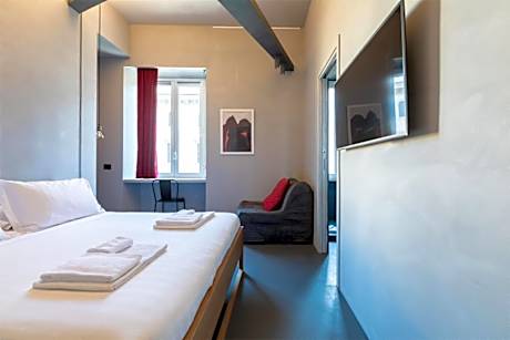 Pietra - The Italian Stay Collection