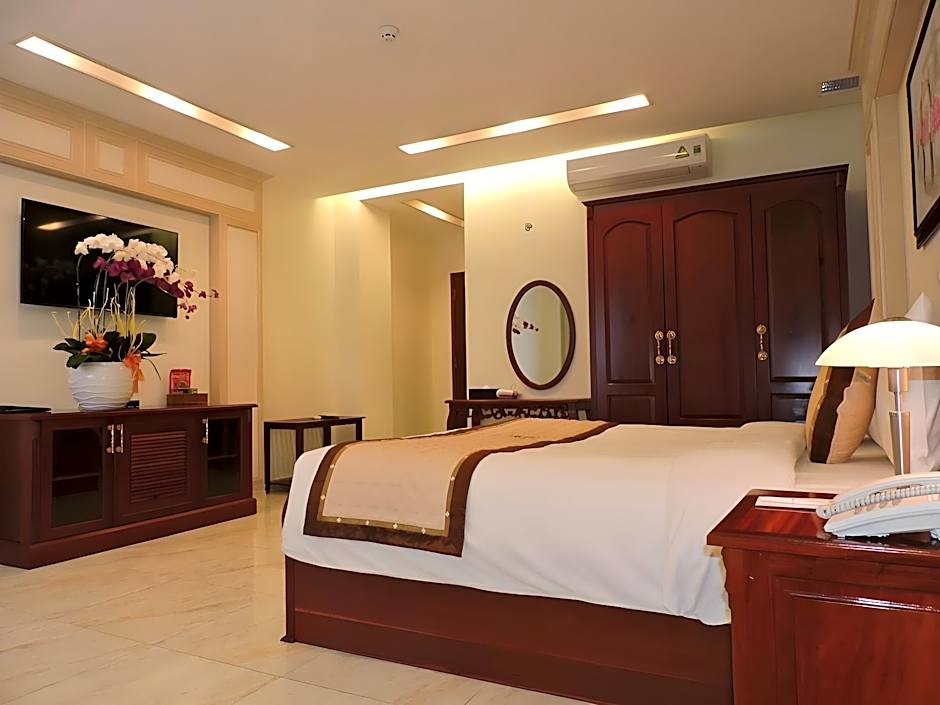 MINH TAM PHU NHUAN HOTEL & SPA