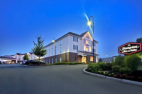 Hampton Inn & Suites - Cape Cod / West Yarmouth
