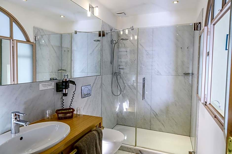 Logis Auberge Les Murets Hotel Restaurant Spa
