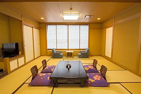 Japanese Style Room with 8 Tatami