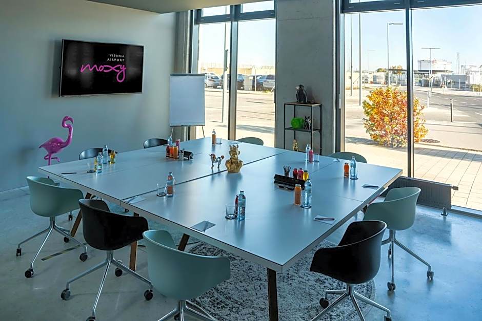 Moxy by Marriott Vienna Airport