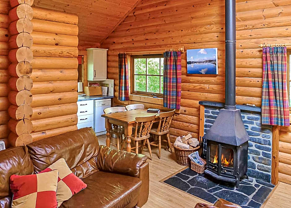 Loch Shuna Lodges