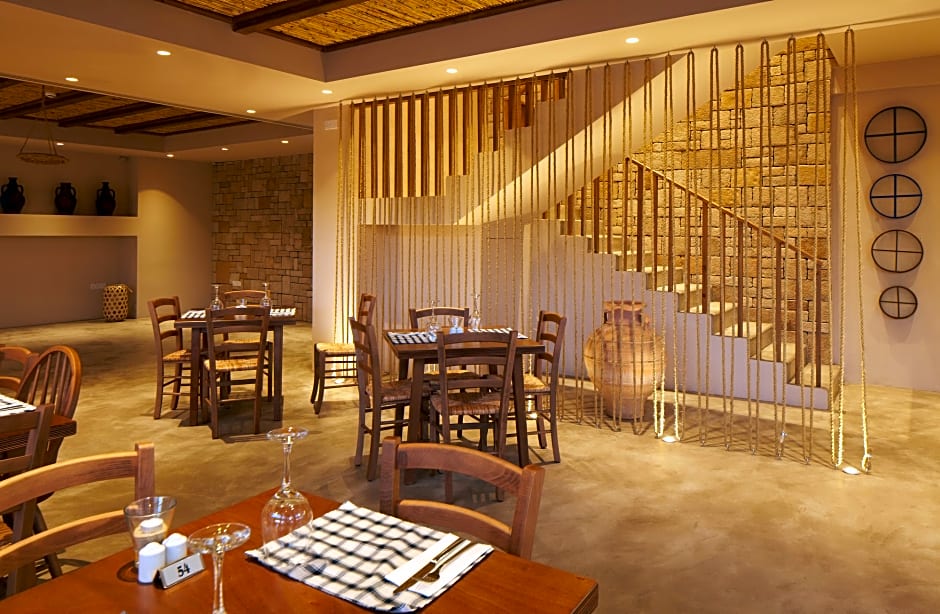 Melpo Antia Luxury Apartments & Suites