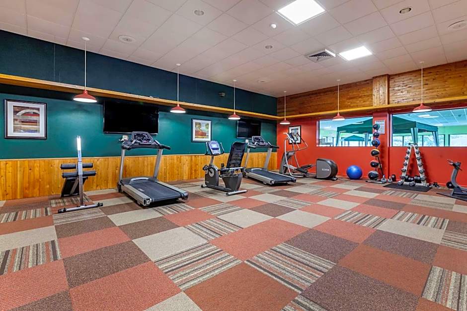 Quality Inn & Suites Escanaba North