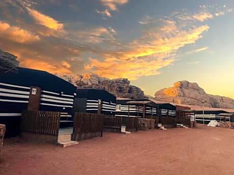 Wadi Rum Hillawi Sand Rose Camp